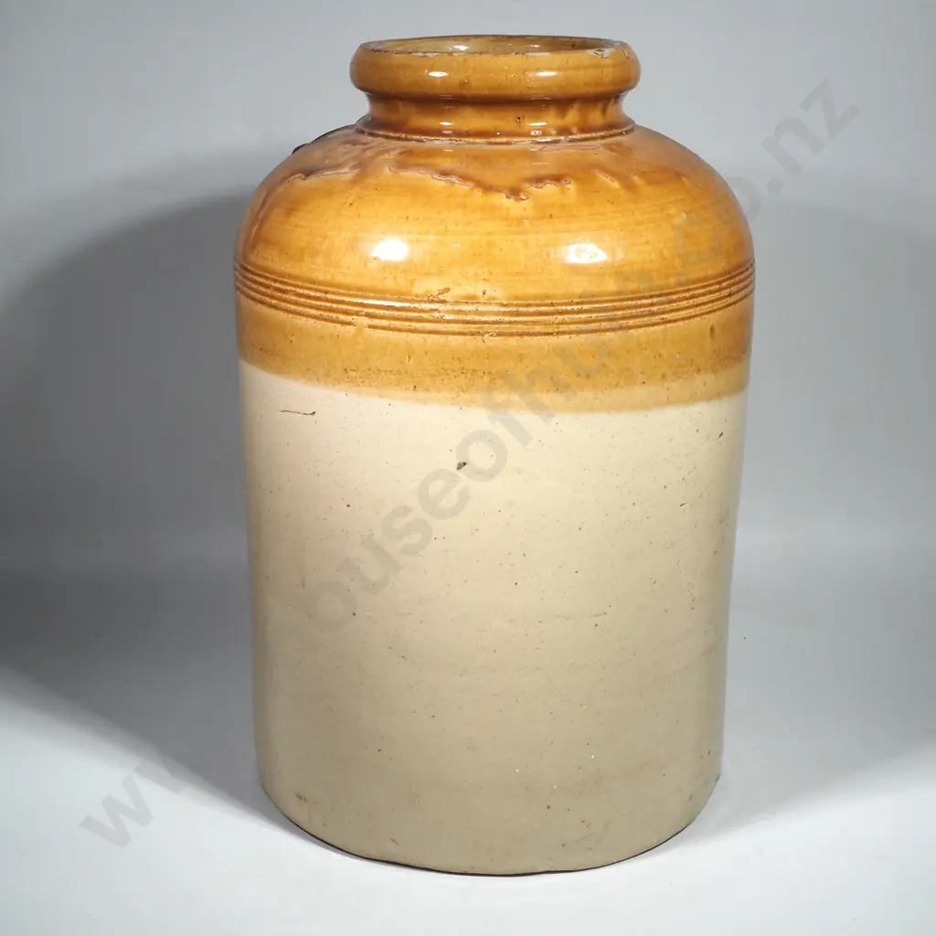 Large Doulton Lambeth Two Tone Stoneware Crock Image 1++