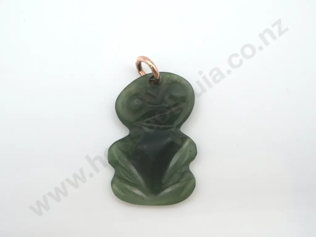Colonial Greenstone Hei Tiki w 9ct Gold Bail Image 1++