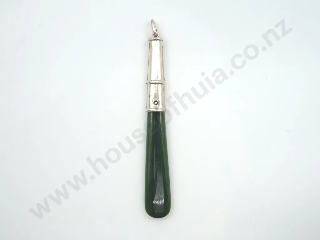 Colonial Sterling Silver Capped Tear Drop Greenstone Pendant Image 1++