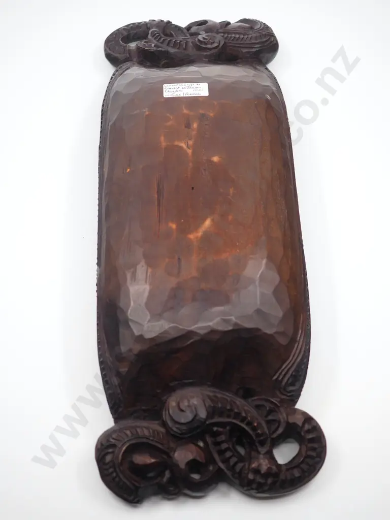 An Exceptional Antique Carved Wakahuia (Treasure Box) Image 1++