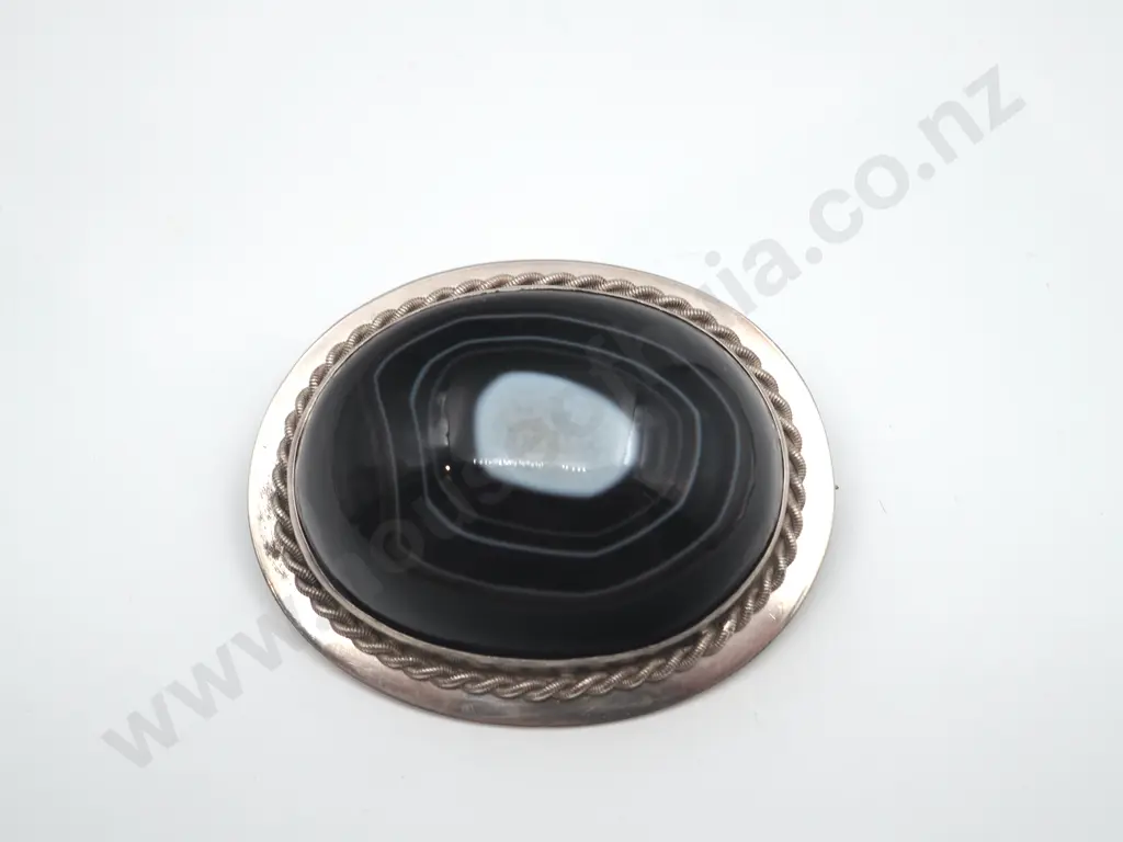 Banded Agate Sterling Silver Brooch by GT White Image 1++