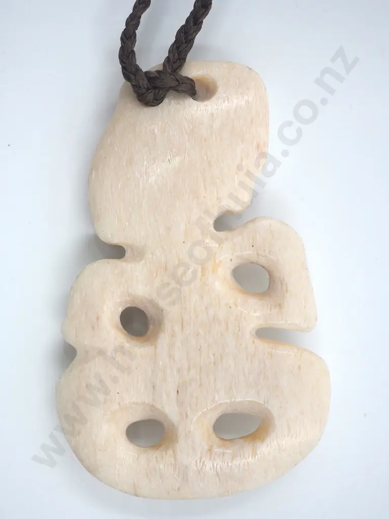 Charles Raponi Wilson Whalebone Hei Tiki Image 1++