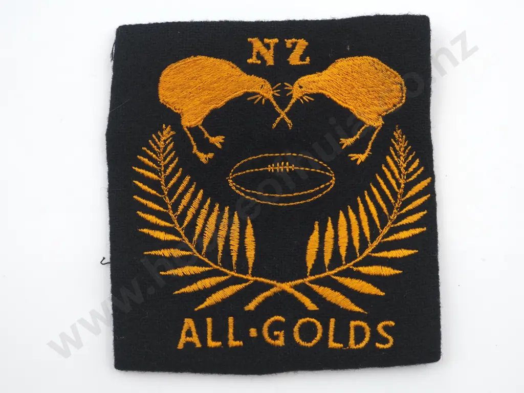 Embroidered “NZ ALL GOLDS” blazer patch Image 1++