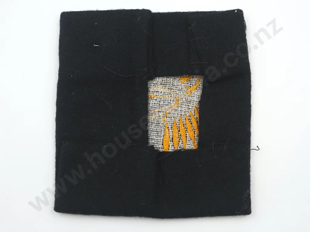 Embroidered “NZ ALL GOLDS” blazer patch Image 1++