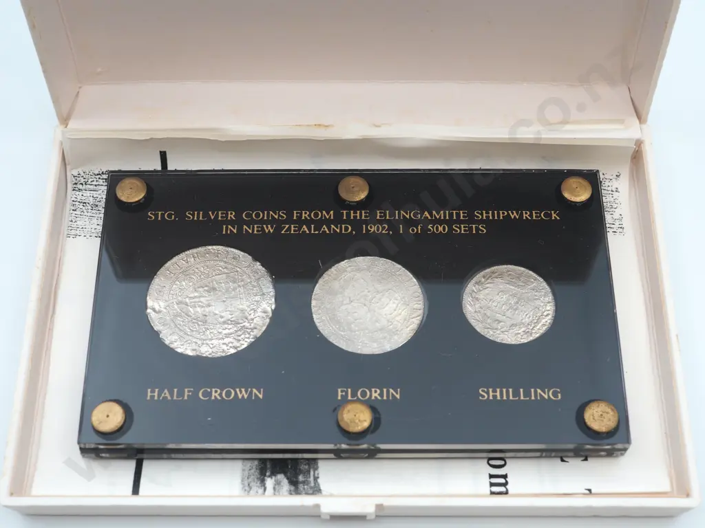 Cased set of three sterling silver coins from the Elingamite Shipwreck, 1902 Image 1++