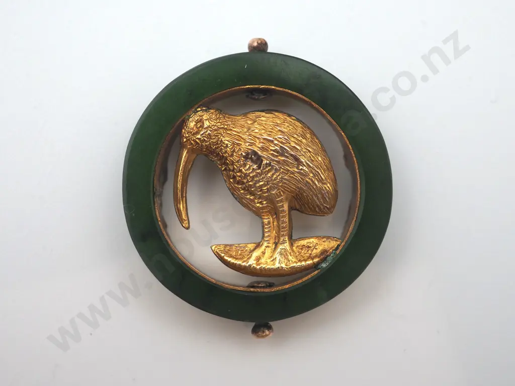 9ct Gold Kiwi charm set in Polished Greenstone Image 1++