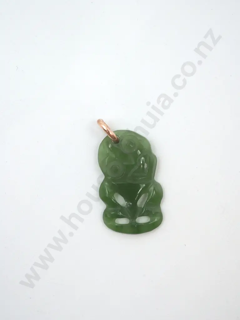 Colonial Hei Tiki in Pounamu w 9ct Gold Bail Image 1++