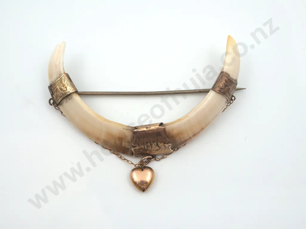 Large Double Boar Tusk Brooch in 9ct Gold Image 1++