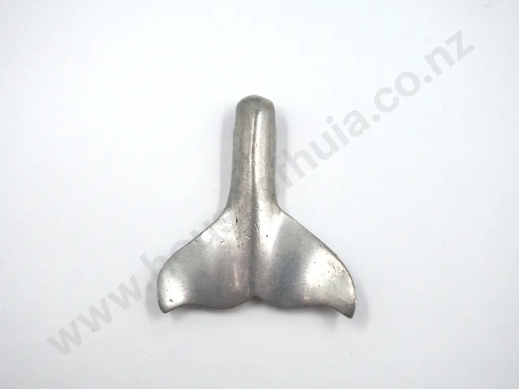 Silver Paua Shell Whale Tail Pendant Image 1++