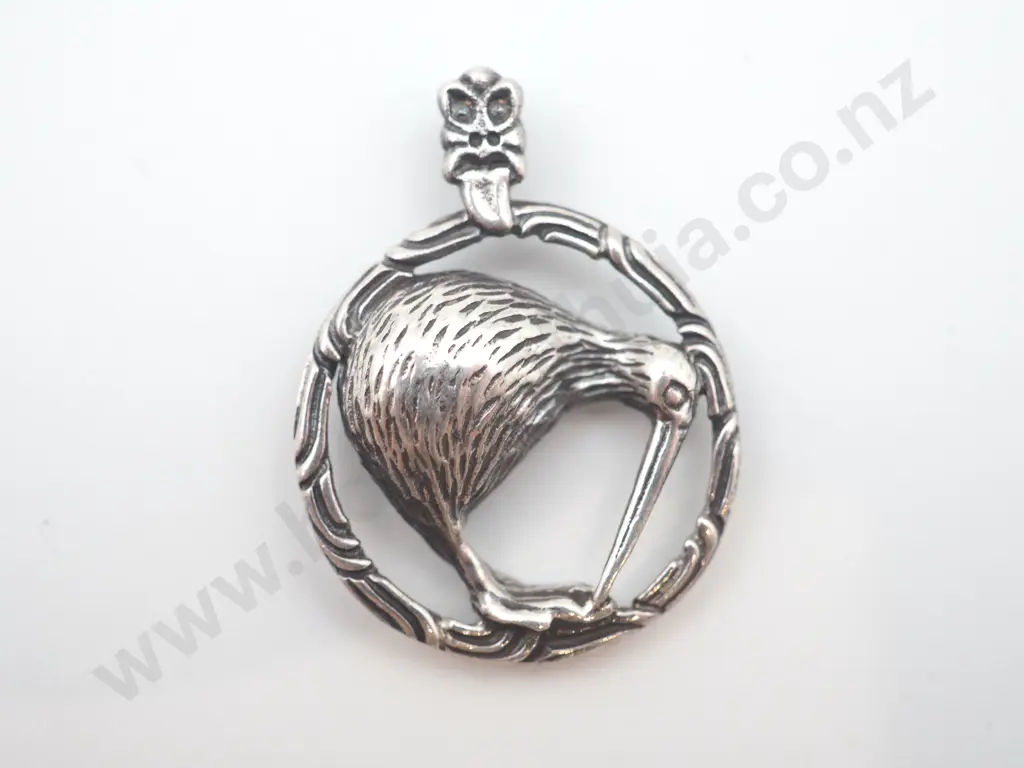 Sterling Silver Kiwi Pendant Image 1++