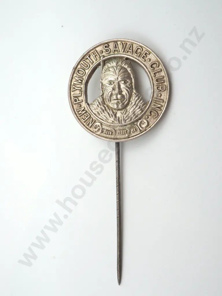 Vintage sterling silver New Plymouth Savage Club pin Image 1++
