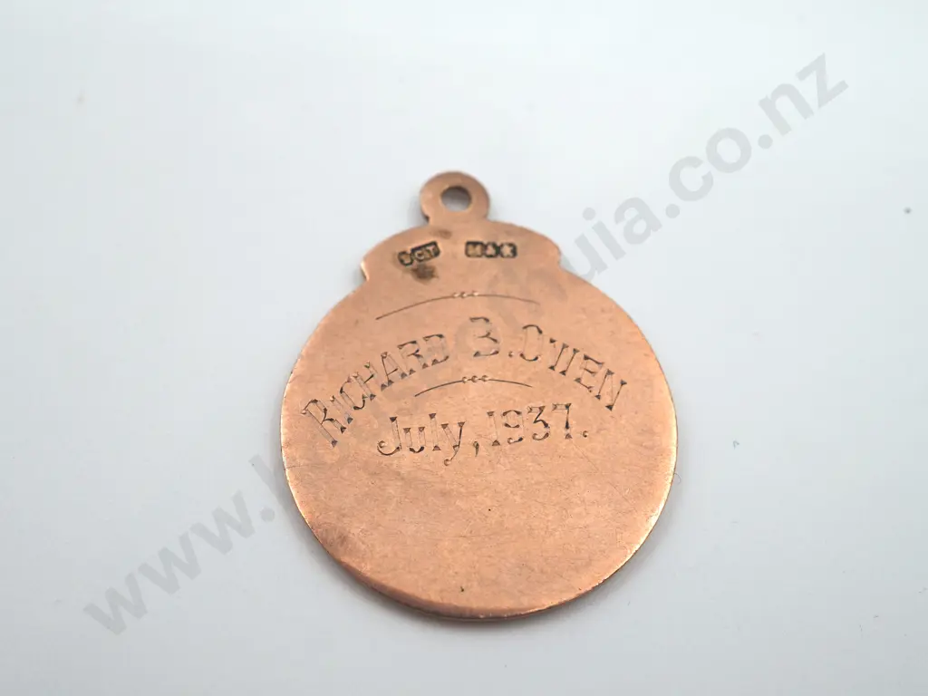 NZ Federation Justicies Association 9ct 6.94 Grams Gold Fob Image 1++