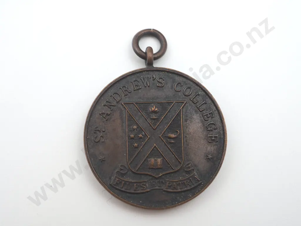 Vintage copper medal St Andrews College ( Christchurch ) engraved on the back “W.D.F. /         1947 Image 1++