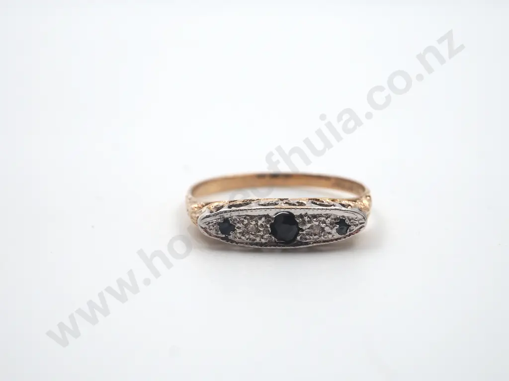 Vintage 9ct Yellow & White Gold Sapphire & Diamond Ring Image 1++