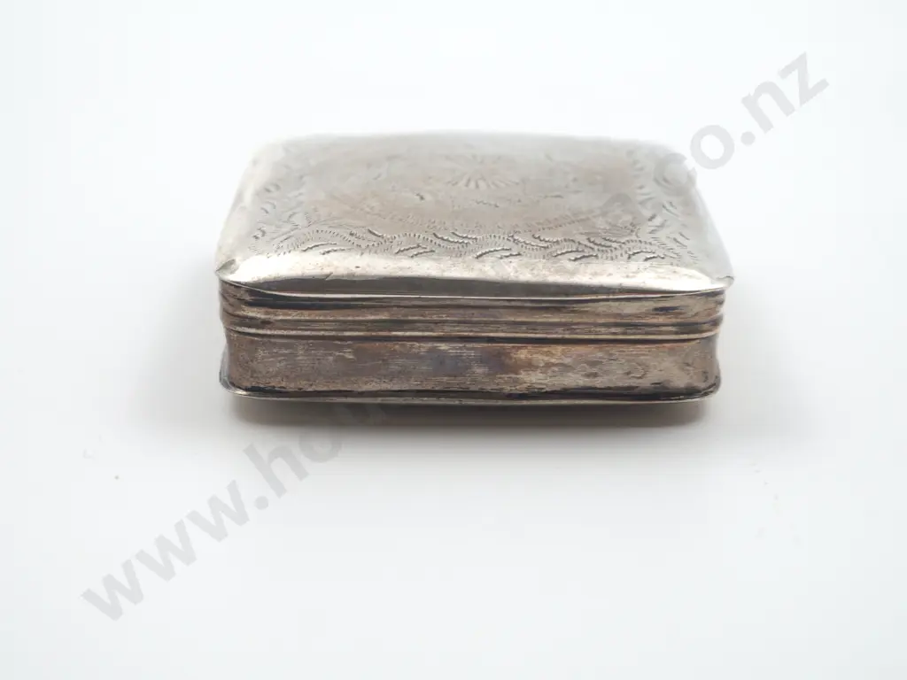 Engraved Antique Pill Case in Sterling Silver Image 1++