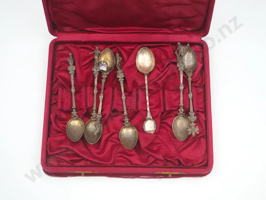 Eight Boxed Assorted Tea Spoons Stamped 800 Image 1++