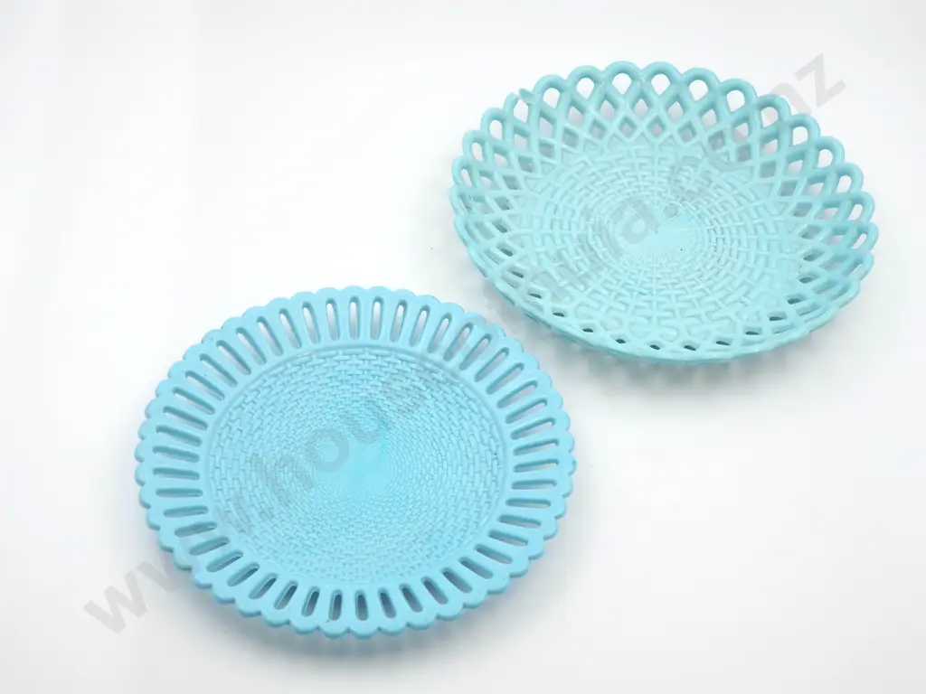 Two Basket Weave Sowerby Glass Plates A/F Image 1++