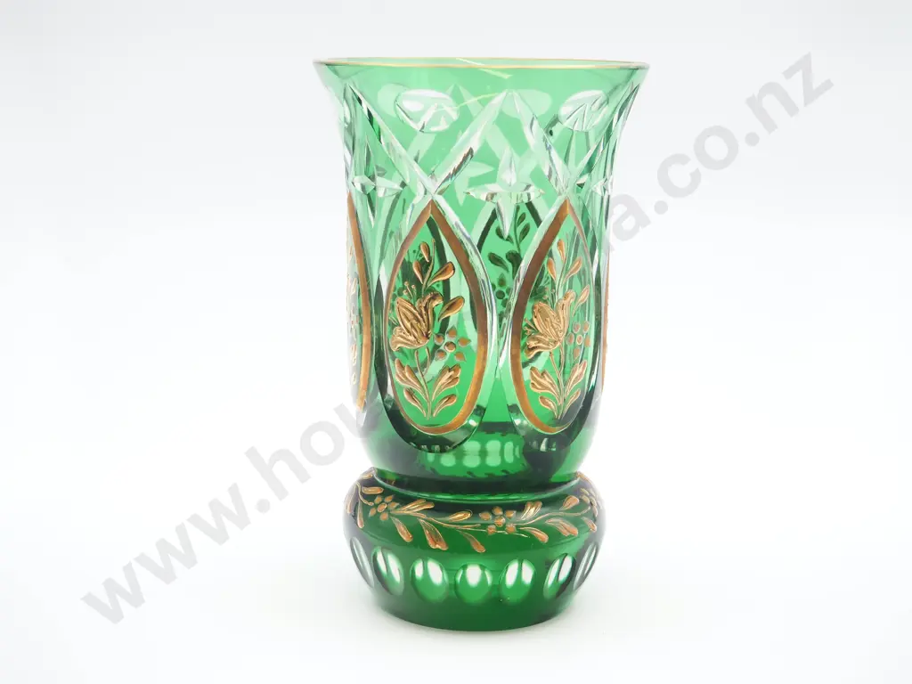 Heavy Lead Crystal Emerald Green Vase w Gilded Floral Decoration Image 1++