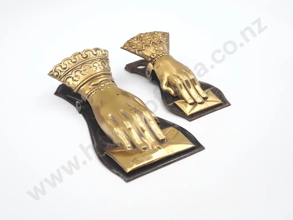 Pair of Decorative Brass Stationary Clips  Image 1++
