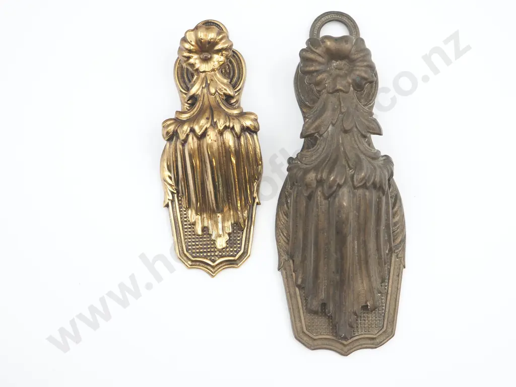 Pair of Matching Letter Clips - One is A/F Image 1++