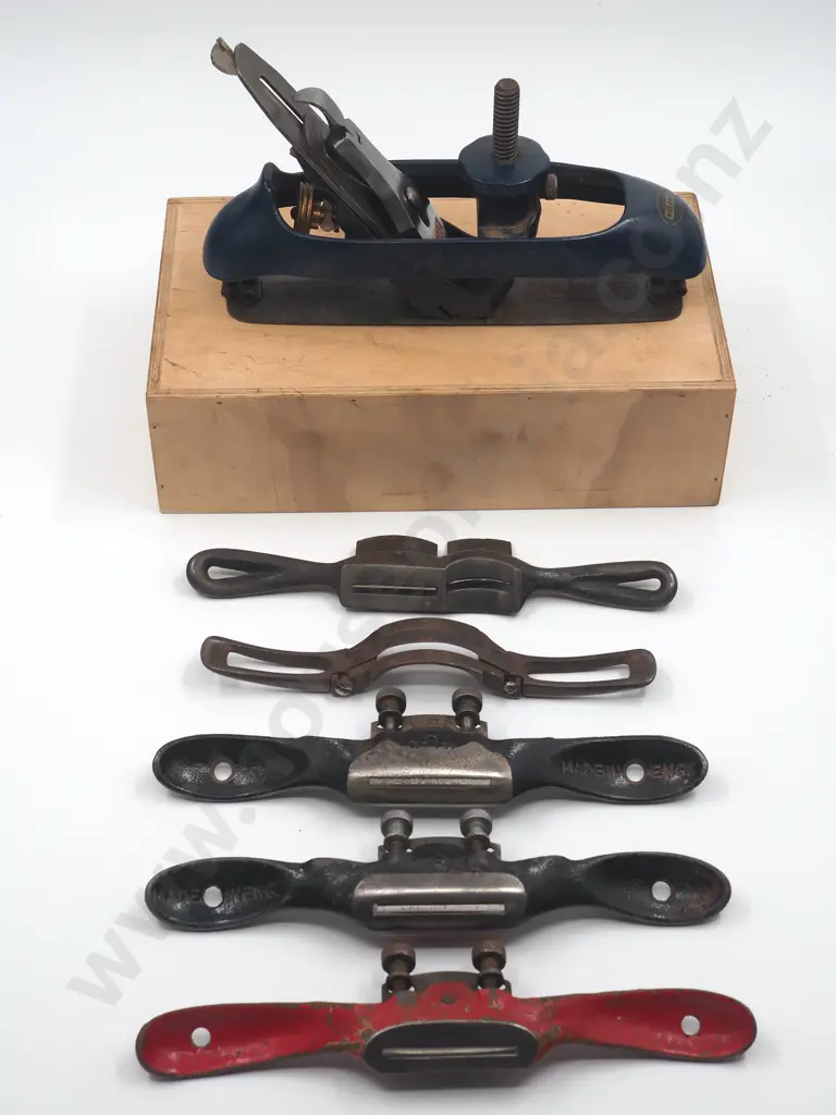 Box of Vintage Plaining Tools Including One Unused in Box Image 1++