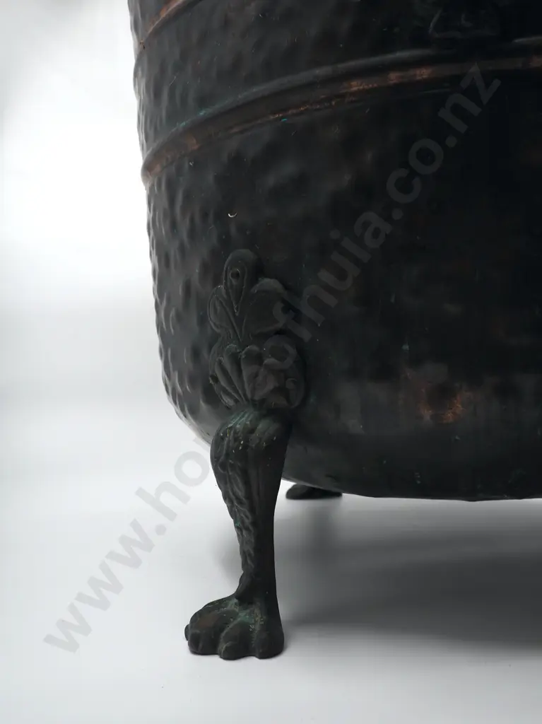 Impressive Decorative Copper Cauldron Image 1++