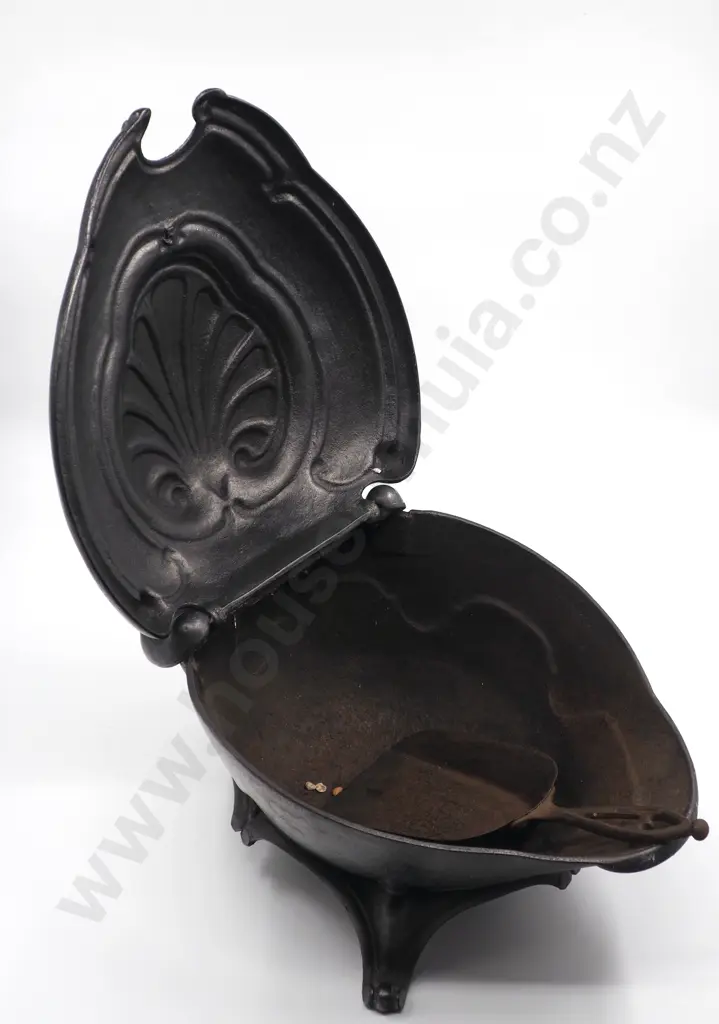 Antique Coal Scuttle & Hearth Shovel  Image 1++