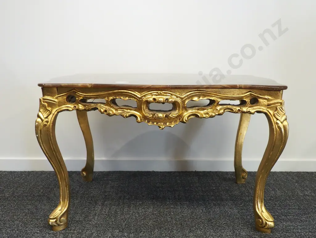 Coffee Table w Onyx Top And Wooden Gilt Legs Image 1++