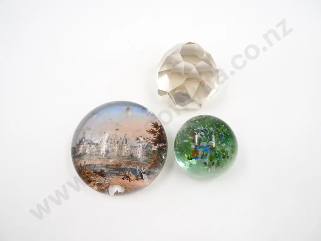 Trio of Glass Paperweights Image 1++