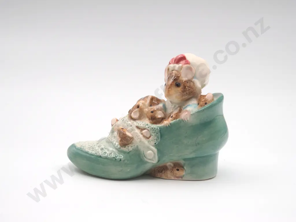 Beatrix Potter Shoe Image 1++
