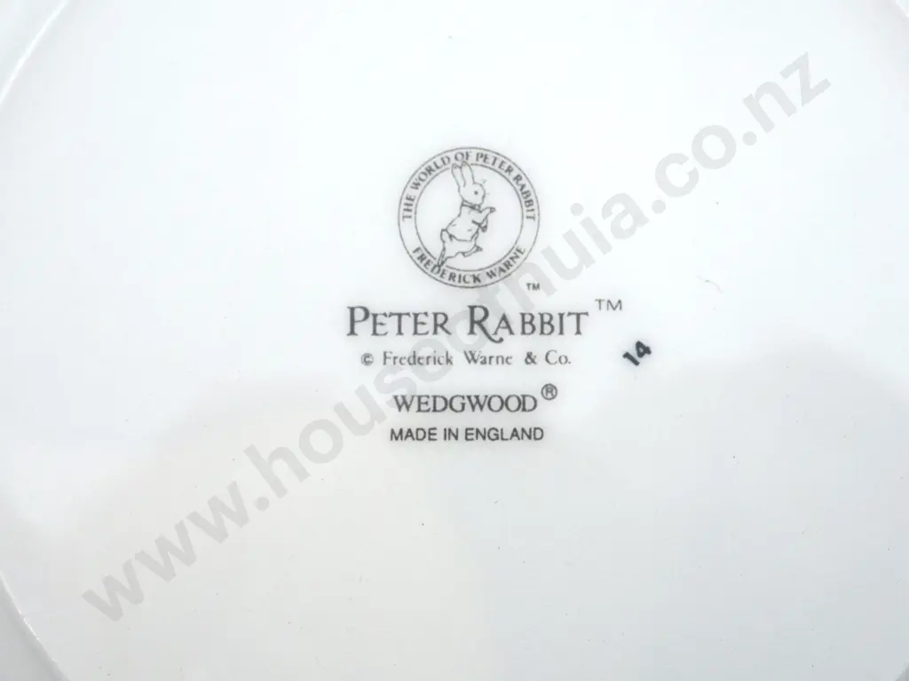 Peter Rabbit Plate & Two Christmas Heritage Plates Image 1++