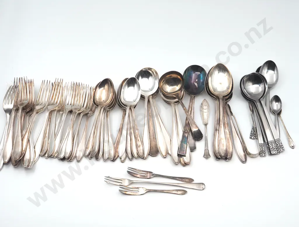 Assortment of Cutlery Image 1++