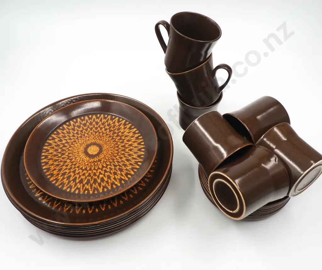 Lot of Crown Lynn Earthenware  Image 1++