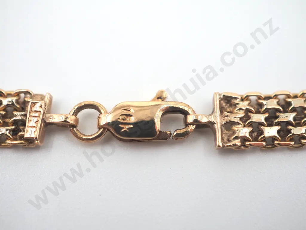 Fancy Five Link Necklace in 14ct Gold Image 1++