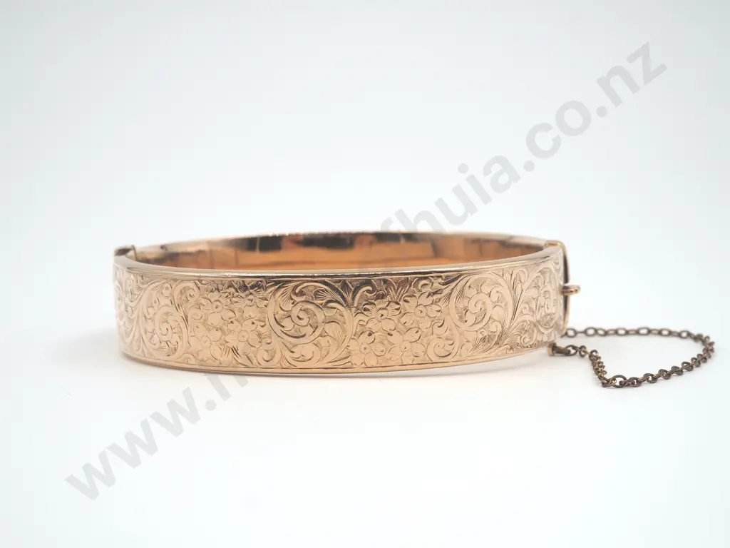 Hinged Wax Filled  Engraved Bangle in 9ct Gold Image 1++
