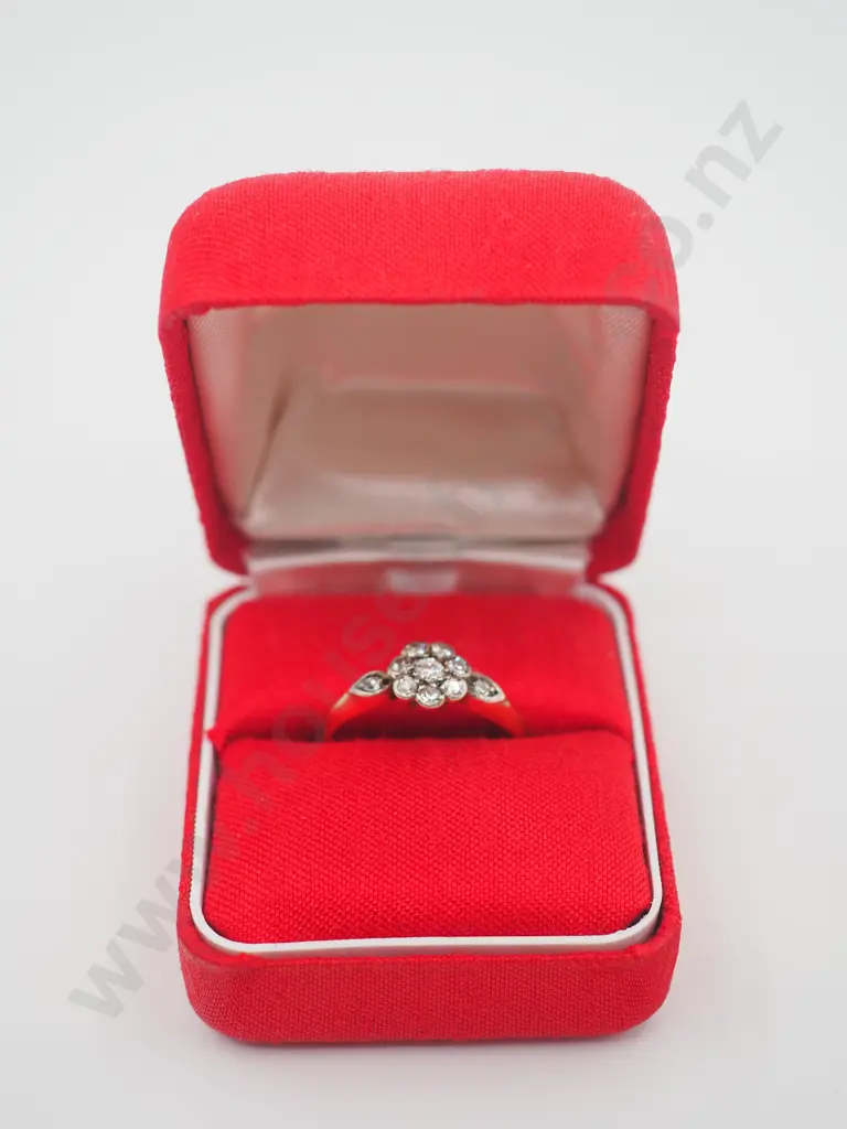 Antique Diamond Cluster Ring in 18ct Gold Image 1++