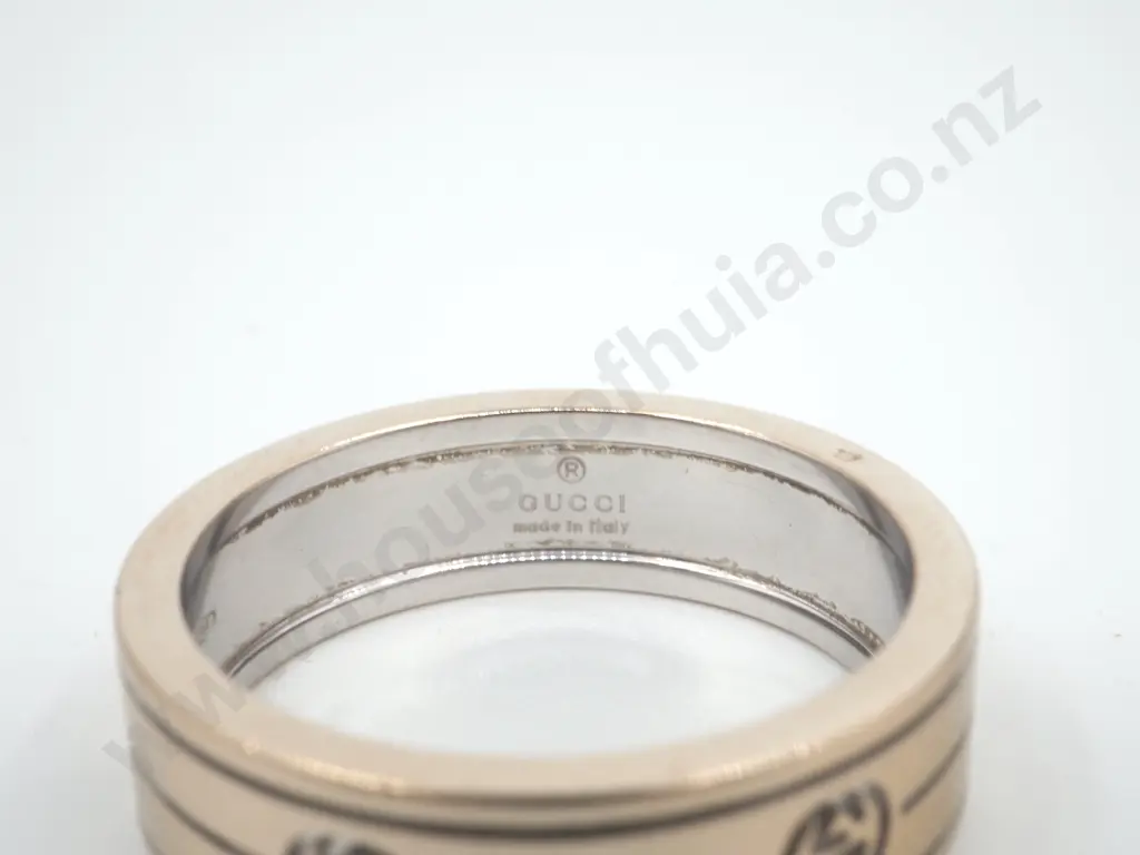 Gucci 18ct Gold Ring Image 1++
