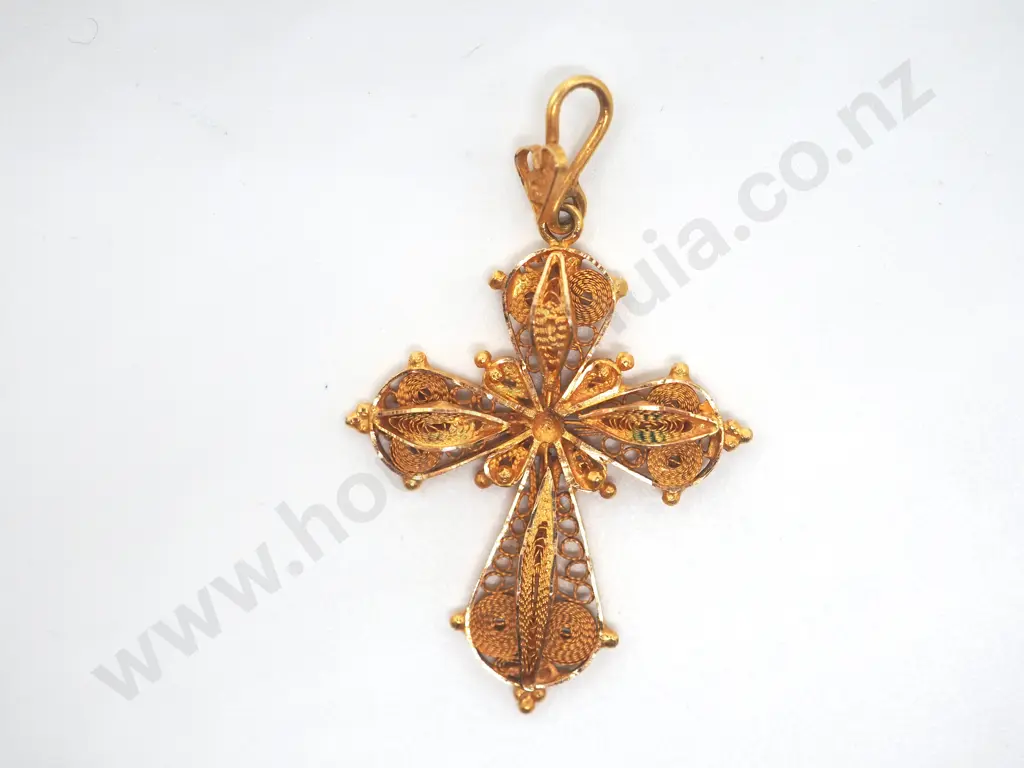 Filagree 22ct Gold Cross Image 1++