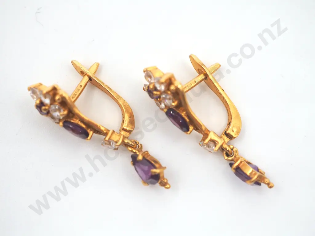 Gemstone Earrings in 22ct Gold Image 1++