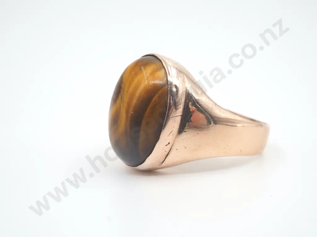 Substantial Tigers Eye Signet Ring in 9ct Rose Gold Image 1++