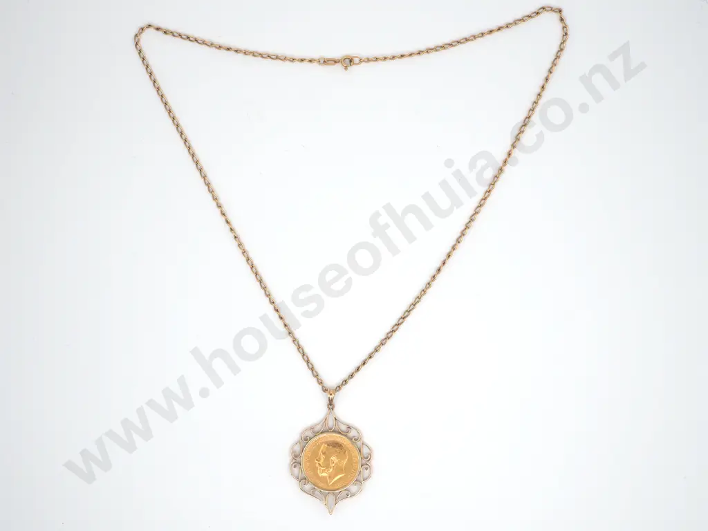 Full Sovereign Pendant on 9ct Gold Chain Image 1++