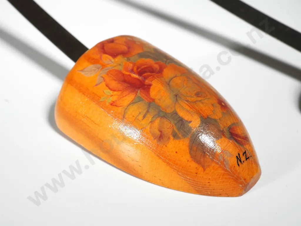 Vintage Pair of NZ Wooden Shoe Trees Image 1++