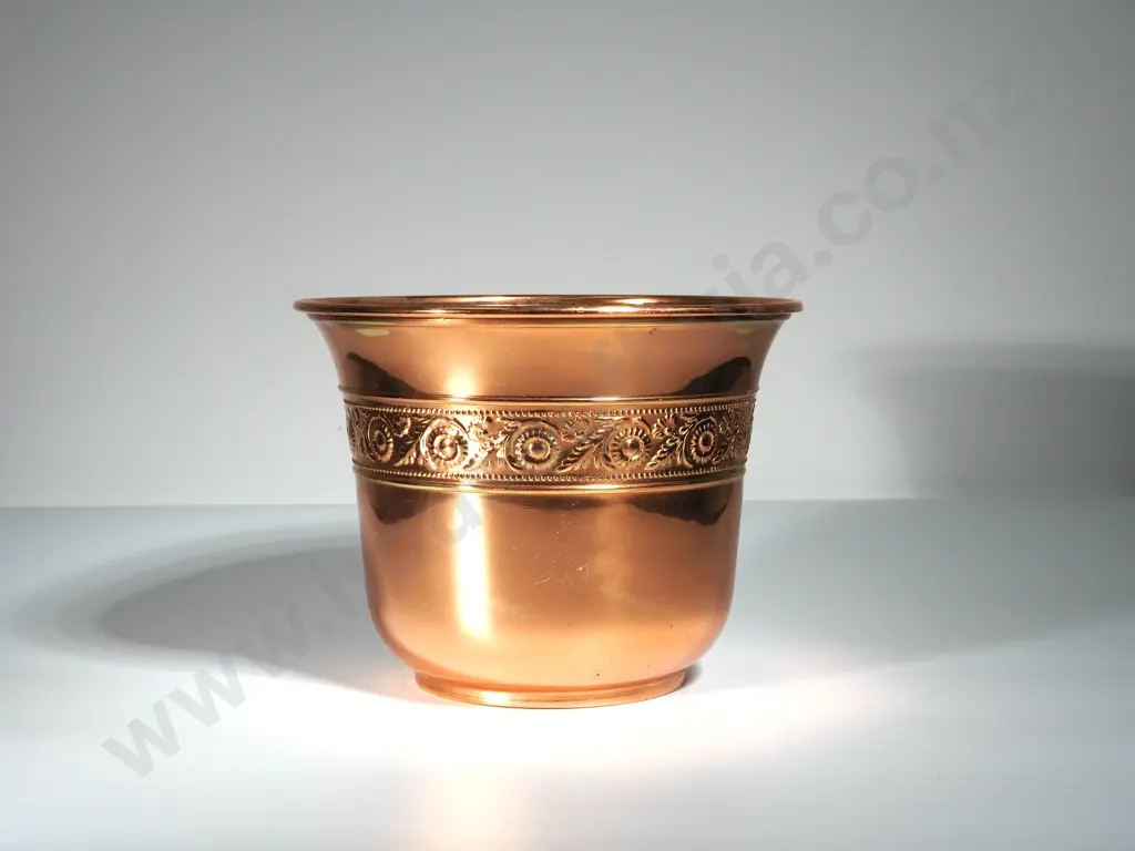 Modern Copper Jardiniere w Embossed Decoration Image 1++
