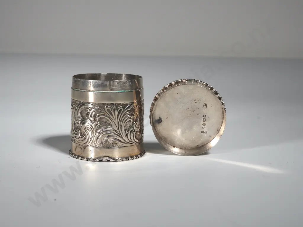 Antique Sterling Silver Object de Vertu Image 1++