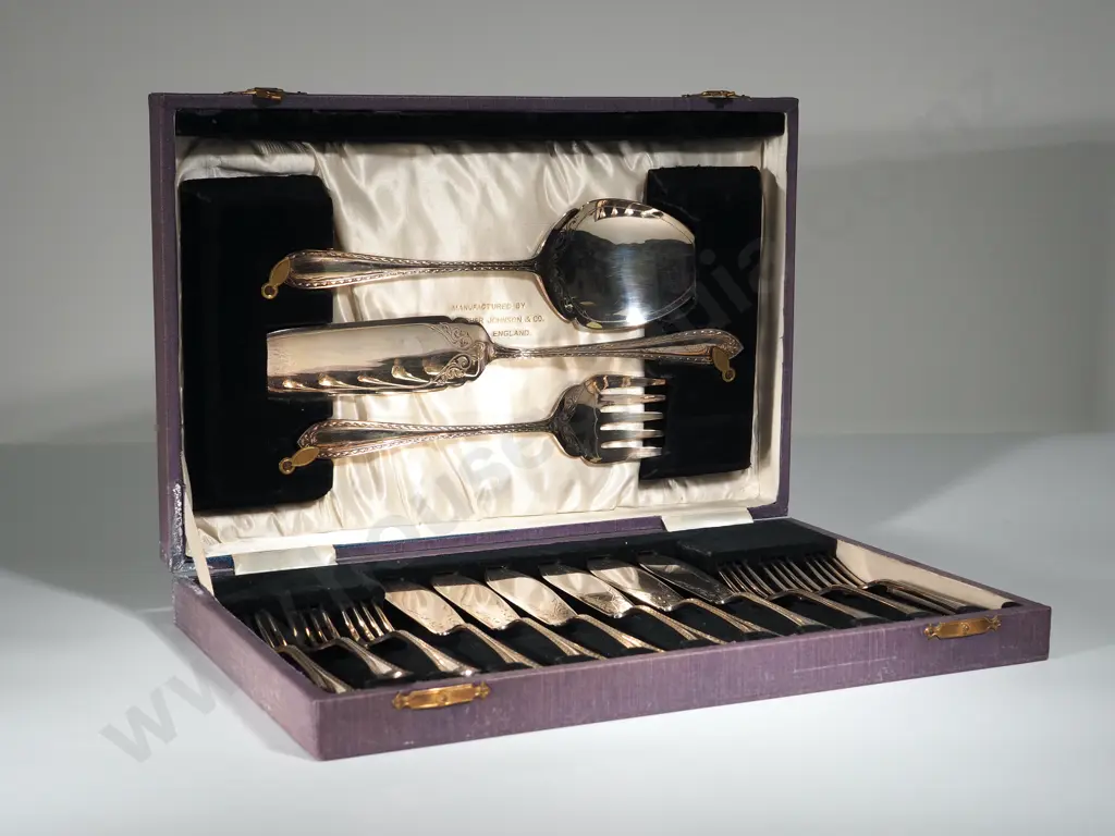 Cased Canteen of Cutlery Image 1++