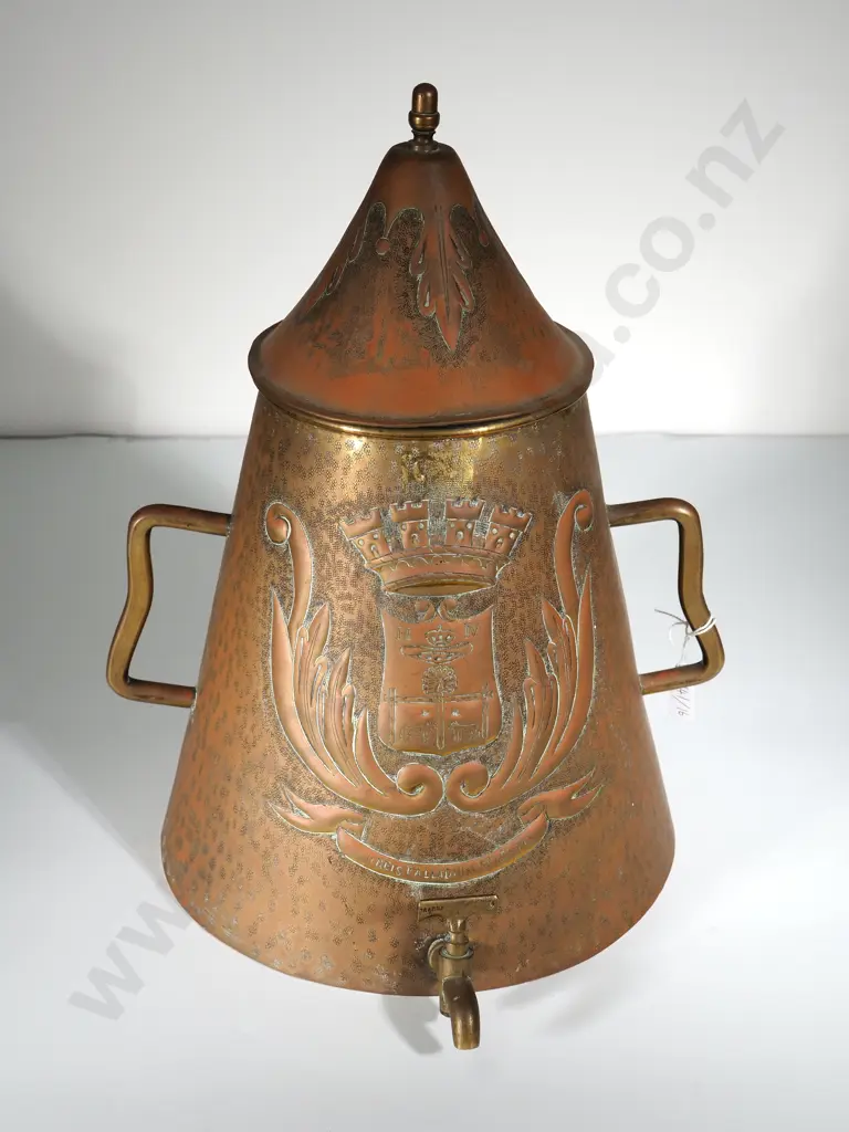 Crested Copper Dispensing Flagon w Heraldic Motif Image 1++