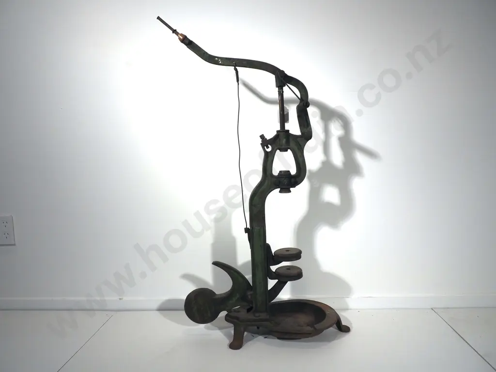 Large Vintage Standalone French Bottling Press Image 1++