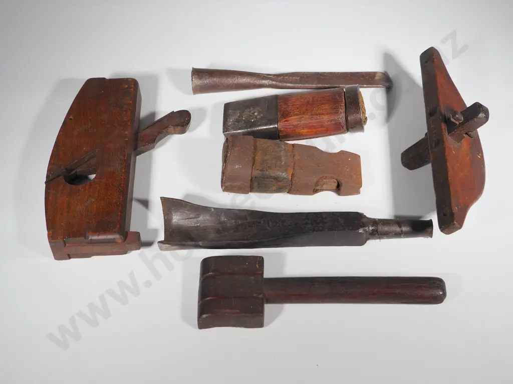 Mixed Lot of Antique Tools: Planes, Coupering Tools, Chisels Etc Image 1++