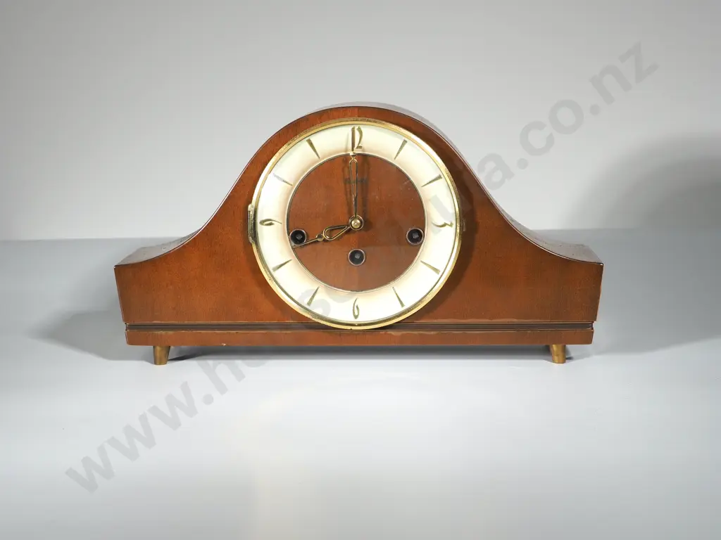 Hermie Desk Clock: Napoleon's Hat Image 1++