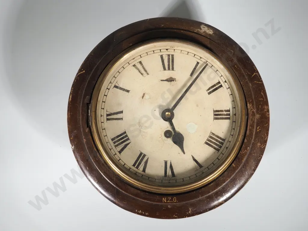 NZG New Zealand Government Clock A/F Image 1++